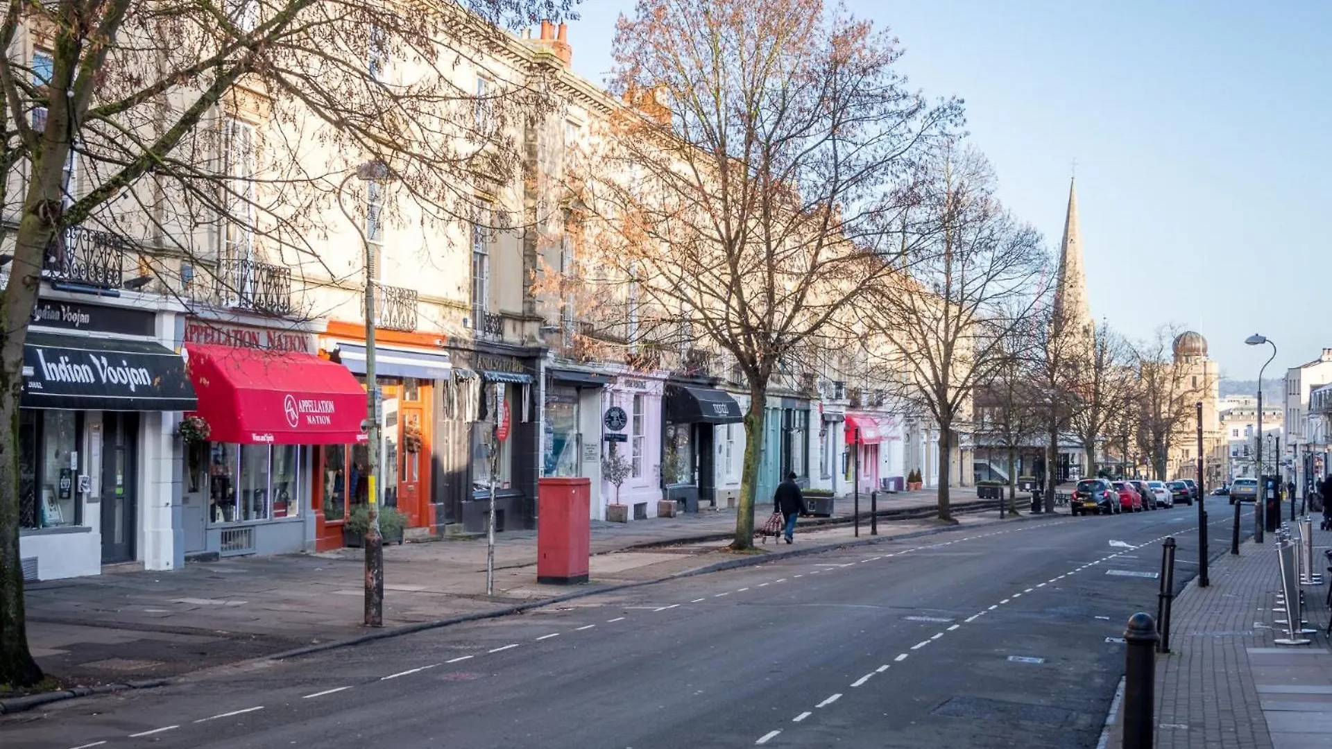 Elliot Oliver - Cosy 2 Bedroom Town Centre Apartment Cheltenham