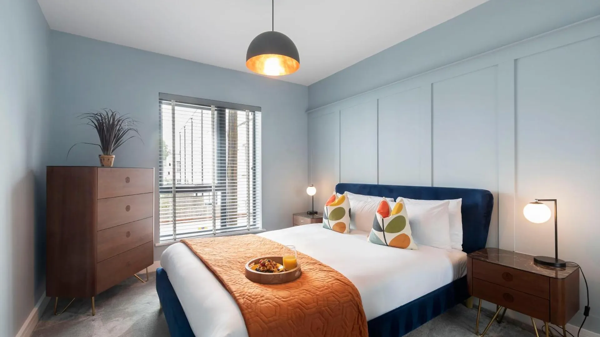 Elliot Oliver - Cosy 2 Bedroom Town Centre Apartment Cheltenham United Kingdom